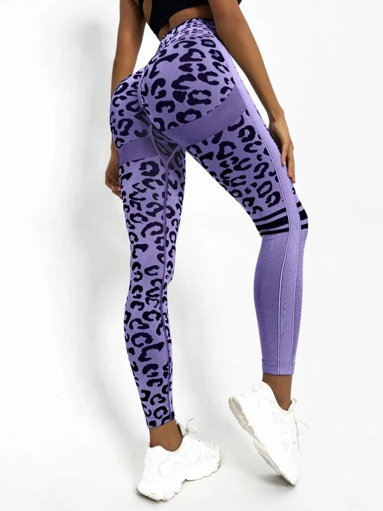 Calça Legging leopardo feminina empina bumbum