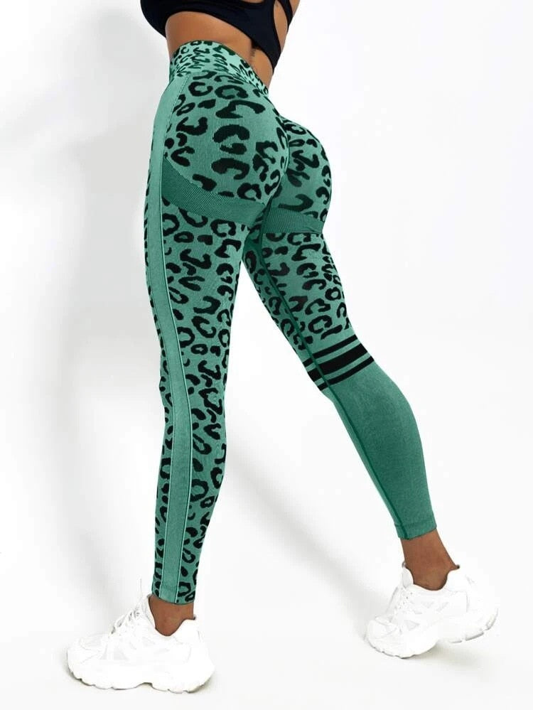 Calça Legging leopardo feminina empina bumbum