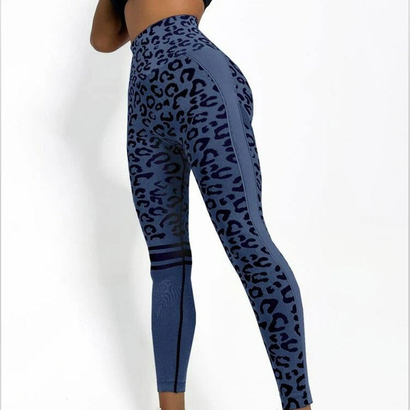 Calça Legging leopardo feminina empina bumbum